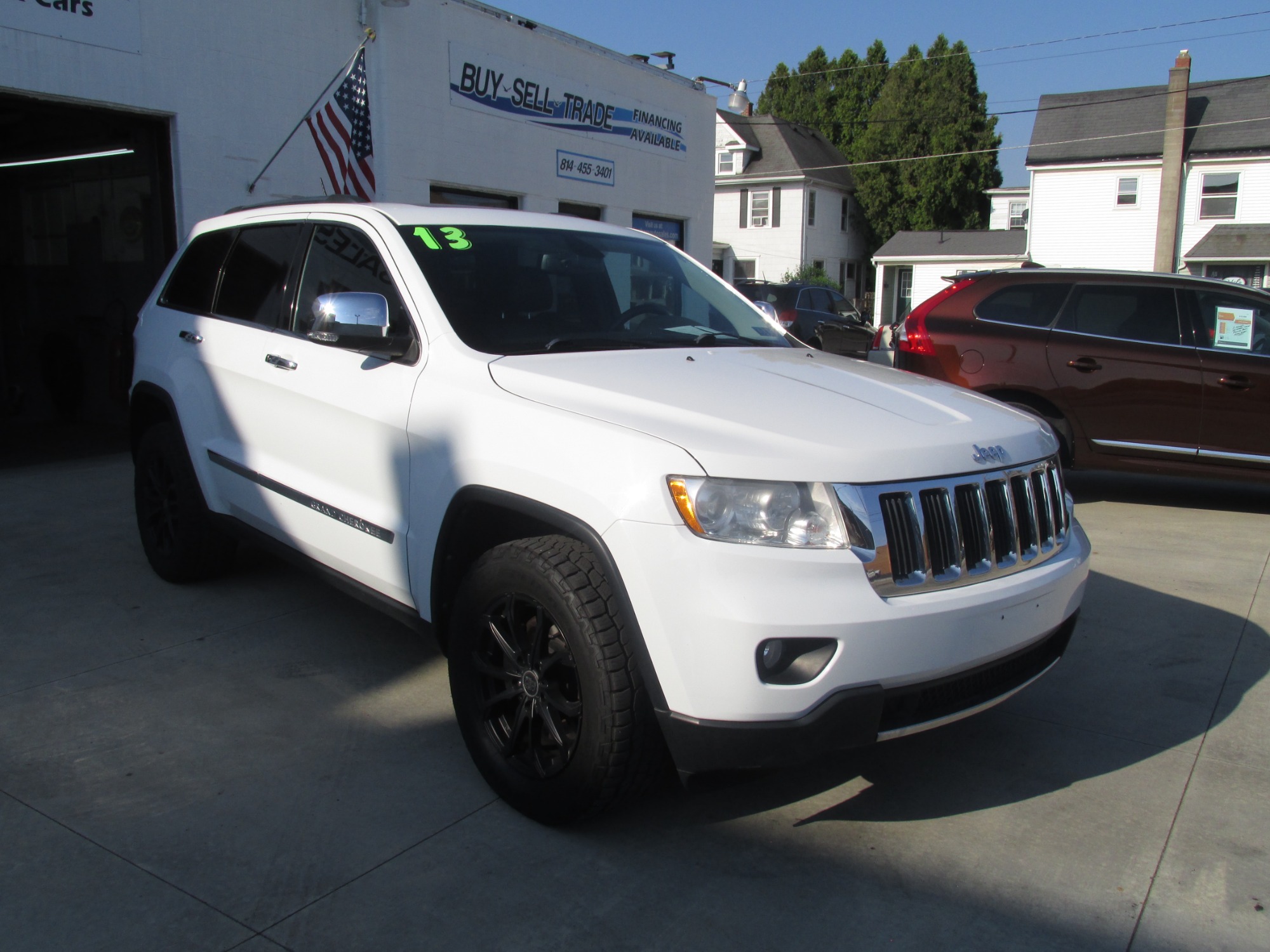 photo of 2013 Jeep Grand Cherokee Limited 4WD