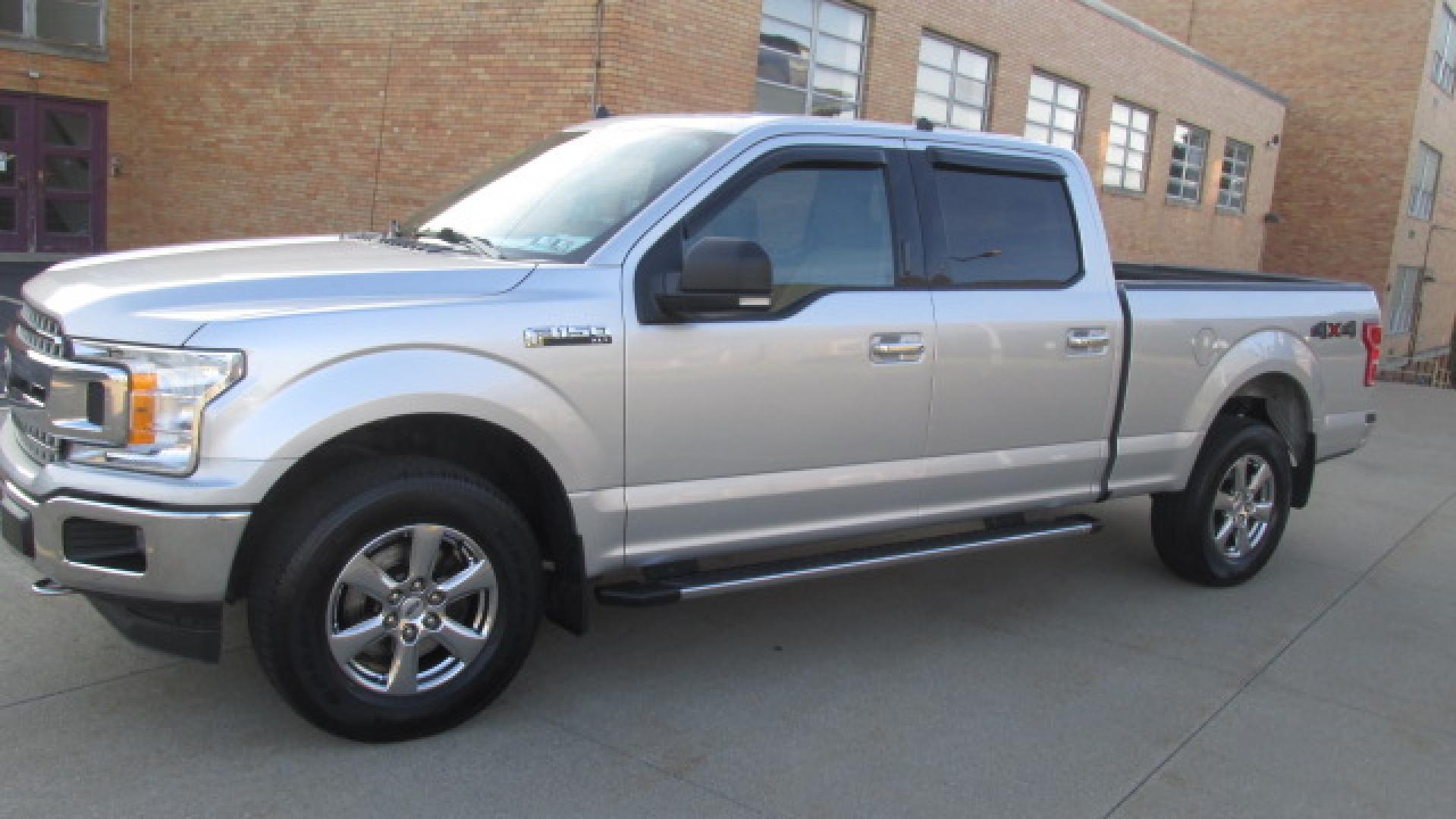 2019 Ingot Silver /Medium Gray Ford F-150 XLT (1FTFW1E57KF) with an 5.0L V8 OHV 16V engine, 10 speed automatic transmission, located at 827 W 26th Street, Erie, PA, 16508, (814) 455-3401, 42.105431, -80.090942 - Photo#6