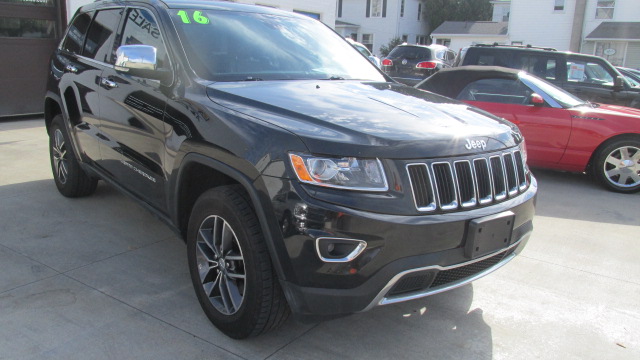 photo of 2016 Jeep Grand Cherokee Limited 4WD