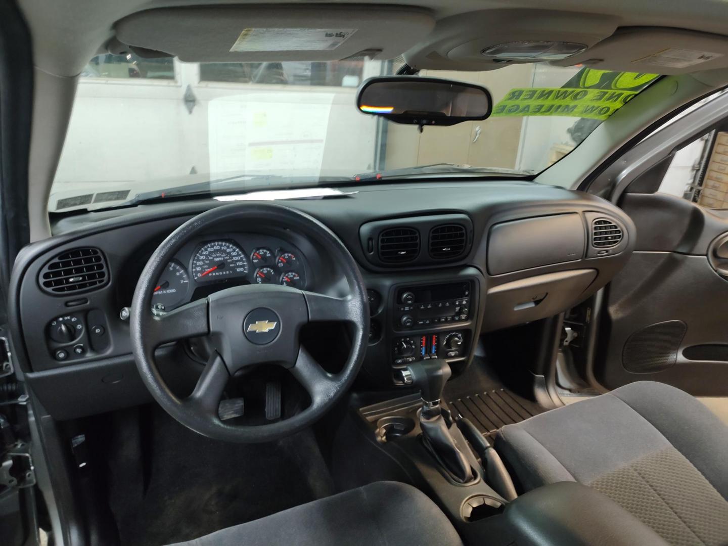 2009 Graystone Metallic /Graphite Chevrolet TrailBlazer LT 4WD (1GNDT33SX92) with an 4.2L L6 DOHC 24V engine, 4-Speed Automatic transmission, located at 827 W 26th Street, Erie, PA, 16508, (814) 455-3401, 42.105431, -80.090942 - Thanks for looking at our super low mileage accident-free new Chevy trade. This is the LT model with four-wheel drive, power sunroof and drivers seat, trailer tow package, both keys and remotes, the factory window sticker, the owner's manuals plus it comes with Weathertech floor mats and the factory - Photo#7